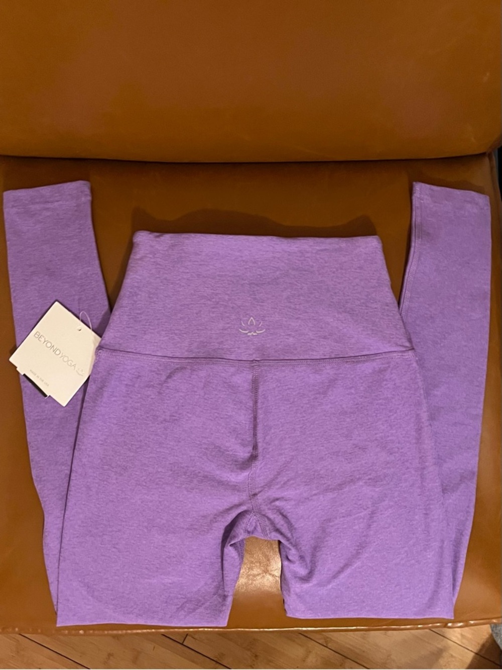 NWT Beyond Yoga Spacedye Caught in the Midi Leggings in Bright Amethyst Heather - Picture 9 of 10